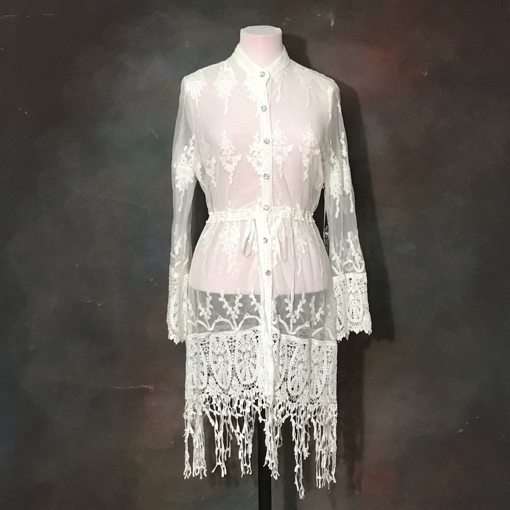 NWT Lace Kimono Bell Sleeve Fringes Coverup Jacket